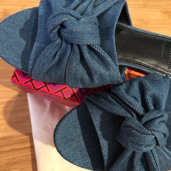 Tory Burch Annabelle Bow Slide - Picture 4 of 6